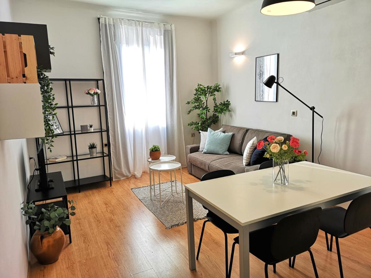 Apartment Mimi ロヴィニ エクステリア 写真