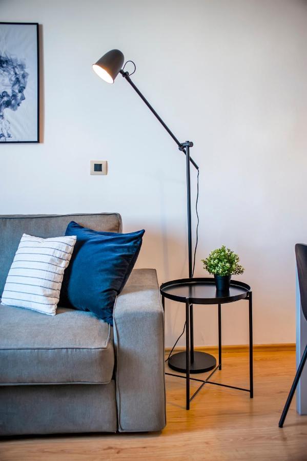 Apartment Mimi ロヴィニ エクステリア 写真